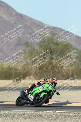 media/Oct-30-2025-Racers Edge (Thu) [[dabbdaf680]]/3-B Group/Session 5 (Turn 6)/